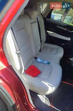 Внедорожник / Кроссовер Mazda CX-5 2018 в 