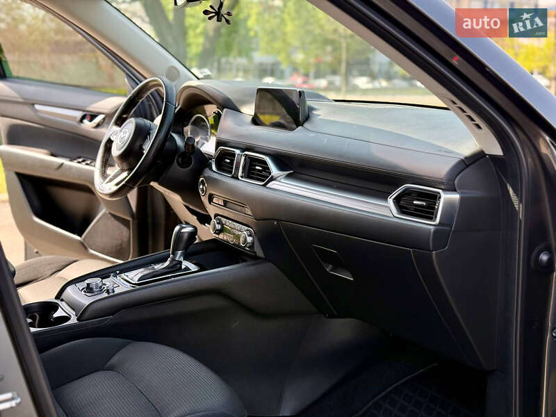 Позашляховик / Кросовер Mazda CX-5 2018 в Дніпрі