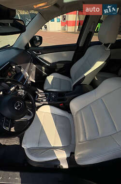 Внедорожник / Кроссовер Mazda CX-5 2015 в 