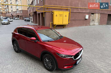 Внедорожник / Кроссовер Mazda CX-5 2017 в 
