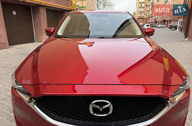 Внедорожник / Кроссовер Mazda CX-5 2017 в 