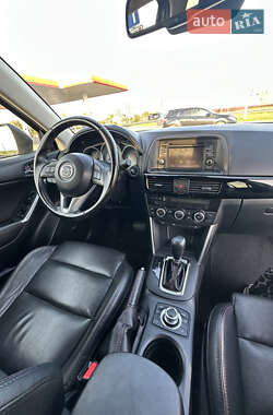 Позашляховик / Кросовер Mazda CX-5 2014 в 