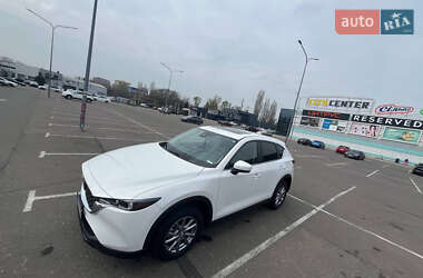 Позашляховик / Кросовер Mazda CX-5 2023 в 