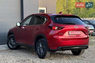 Позашляховик / Кросовер Mazda CX-5 2020 в 