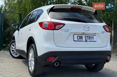 Позашляховик / Кросовер Mazda CX-5 2014 в 