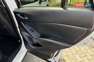 Позашляховик / Кросовер Mazda CX-5 2014 в 