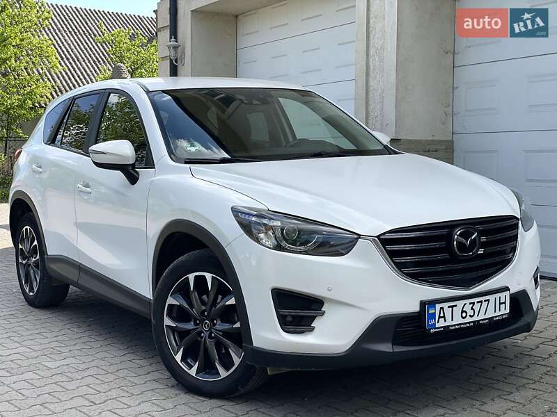Внедорожник / Кроссовер Mazda CX-5 2015 в Надворной
