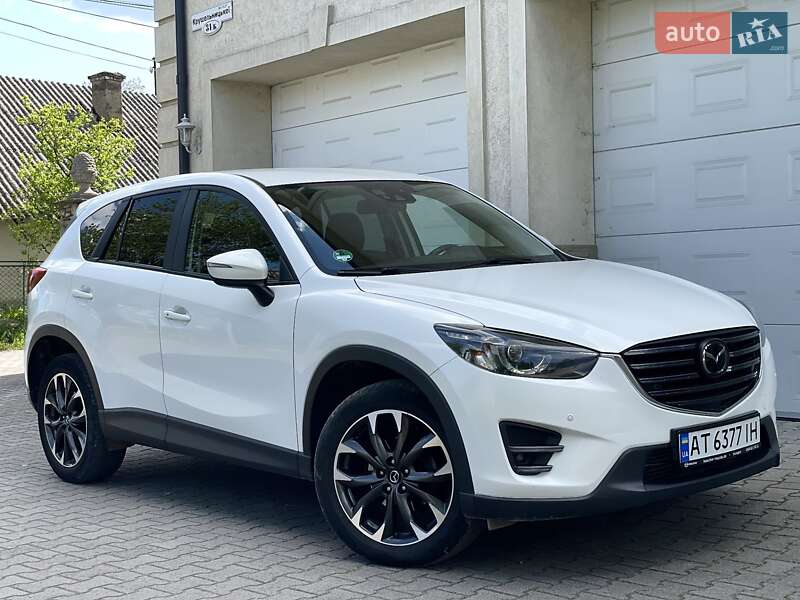 Внедорожник / Кроссовер Mazda CX-5 2015 в Надворной