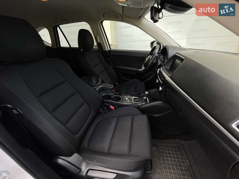 Внедорожник / Кроссовер Mazda CX-5 2015 в Надворной