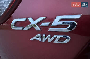 Позашляховик / Кросовер Mazda CX-5 2013 в 