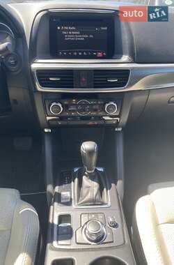Позашляховик / Кросовер Mazda CX-5 2015 в 