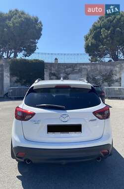 Позашляховик / Кросовер Mazda CX-5 2015 в 