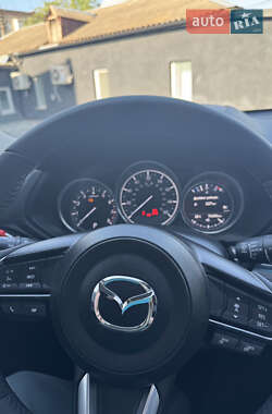 Внедорожник / Кроссовер Mazda CX-5 2018 в 