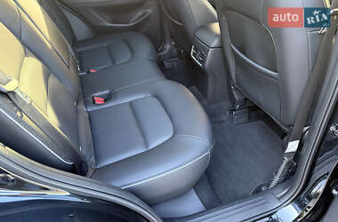 Позашляховик / Кросовер Mazda CX-5 2024 в 