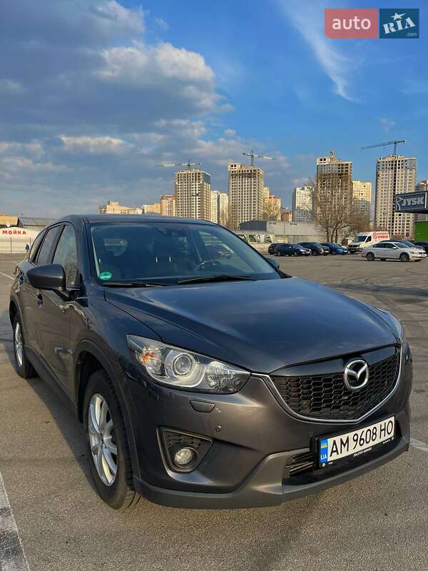 Позашляховик / Кросовер Mazda CX-5 2013 в 