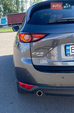 Внедорожник / Кроссовер Mazda CX-5 2017 в 