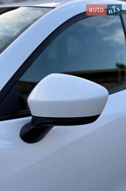 Внедорожник / Кроссовер Mazda CX-5 2012 в 
