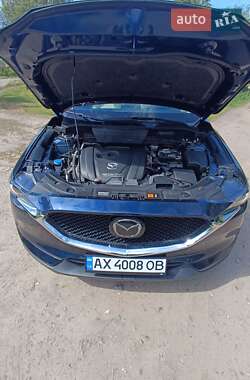Внедорожник / Кроссовер Mazda CX-5 2018 в 
