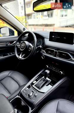 Позашляховик / Кросовер Mazda CX-5 2022 в 