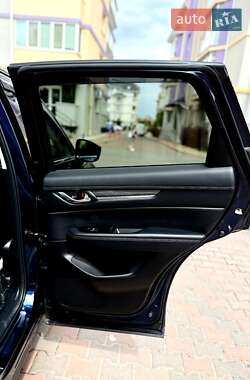 Позашляховик / Кросовер Mazda CX-5 2022 в 
