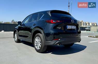 Позашляховик / Кросовер Mazda CX-5 2023 в 