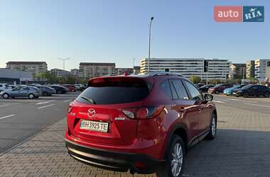 Внедорожник / Кроссовер Mazda CX-5 2015 в 
