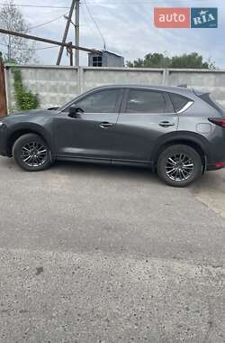 Внедорожник / Кроссовер Mazda CX-5 2018 в 