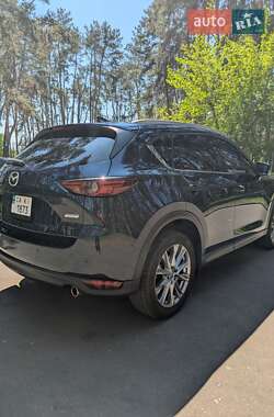 Внедорожник / Кроссовер Mazda CX-5 2018 в Черкассах
