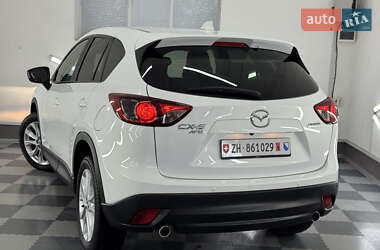 Позашляховик / Кросовер Mazda CX-5 2013 в 