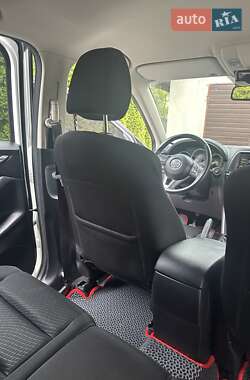 Позашляховик / Кросовер Mazda CX-5 2013 в 