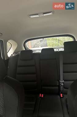 Позашляховик / Кросовер Mazda CX-5 2013 в 