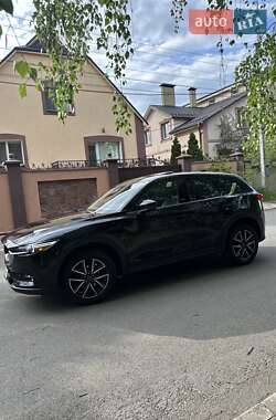 Позашляховик / Кросовер Mazda CX-5 2017 в 