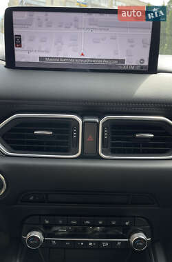 Позашляховик / Кросовер Mazda CX-5 2023 в 