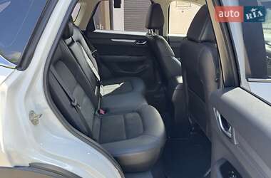 Позашляховик / Кросовер Mazda CX-5 2017 в 