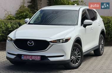 Позашляховик / Кросовер Mazda CX-5 2017 в 