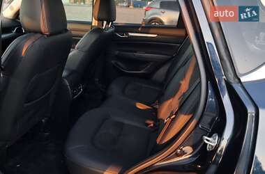 Позашляховик / Кросовер Mazda CX-5 2020 в 