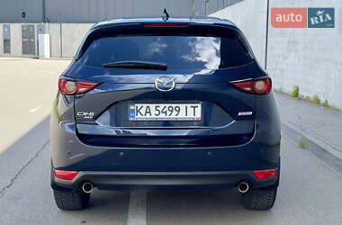 Позашляховик / Кросовер Mazda CX-5 2018 в 