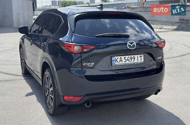 Позашляховик / Кросовер Mazda CX-5 2018 в 
