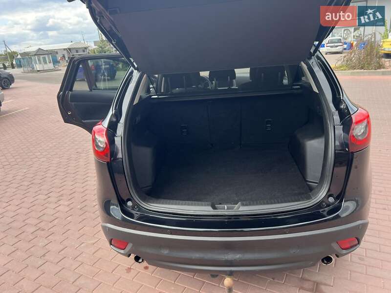Позашляховик / Кросовер Mazda CX-5 2016 в Сарнах