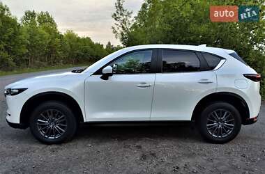 Позашляховик / Кросовер Mazda CX-5 2020 в 