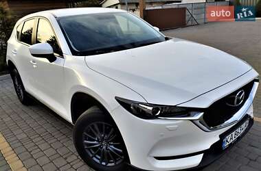 Позашляховик / Кросовер Mazda CX-5 2020 в 
