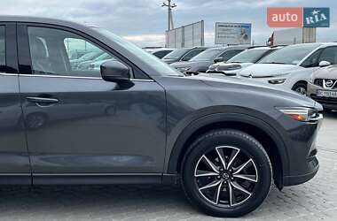 Позашляховик / Кросовер Mazda CX-5 2017 в 
