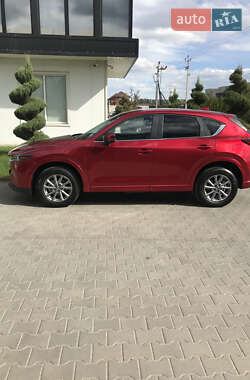 Внедорожник / Кроссовер Mazda CX-5 2023 в 
