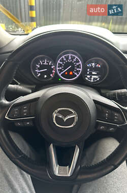 Внедорожник / Кроссовер Mazda CX-5 2018 в 