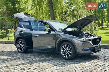 Внедорожник / Кроссовер Mazda CX-5 2019 в 