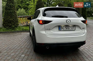 Позашляховик / Кросовер Mazda CX-5 2020 в 