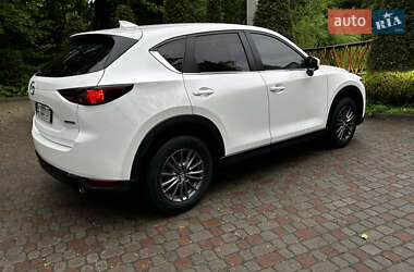 Позашляховик / Кросовер Mazda CX-5 2020 в 
