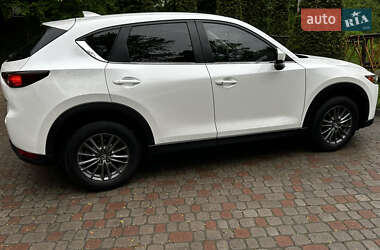 Позашляховик / Кросовер Mazda CX-5 2020 в 