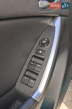 Внедорожник / Кроссовер Mazda CX-5 2014 в 