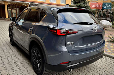 Позашляховик / Кросовер Mazda CX-5 2023 в 